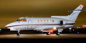 Houston Hawker 750 Charter