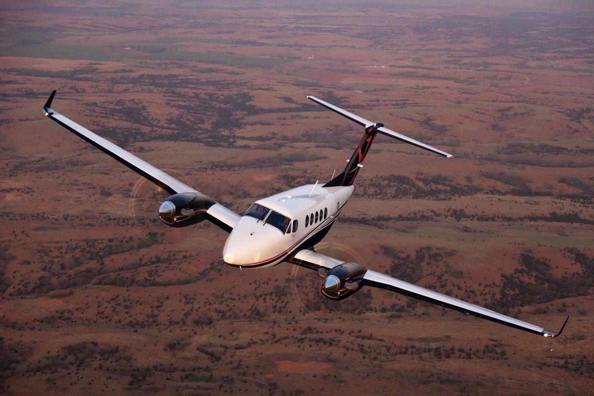 Beechcraft King Air 250 turboprop private aircraft for Houston charter