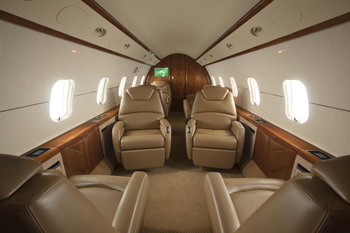 Challenger 300 cabin for Houston charter