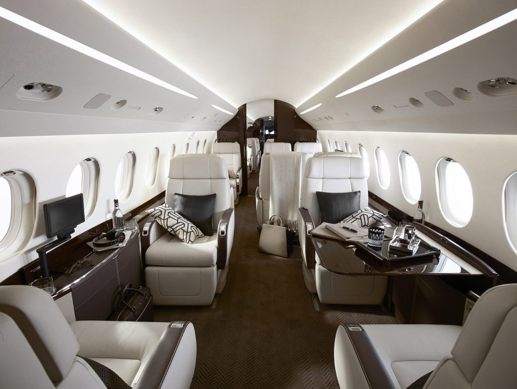 Dassault Falcon 2000LXS view for Houston charter