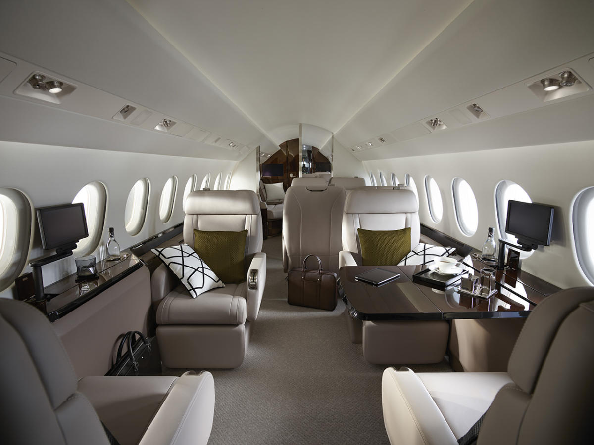 Dassault Falcon 900LX cabin for Houston charter