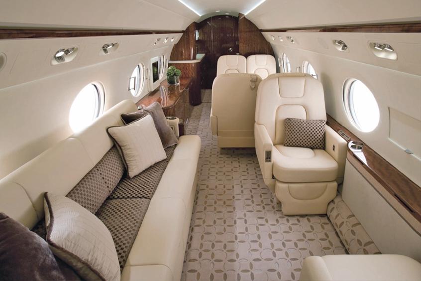 Gulfstream G350 cabin for Houston charter