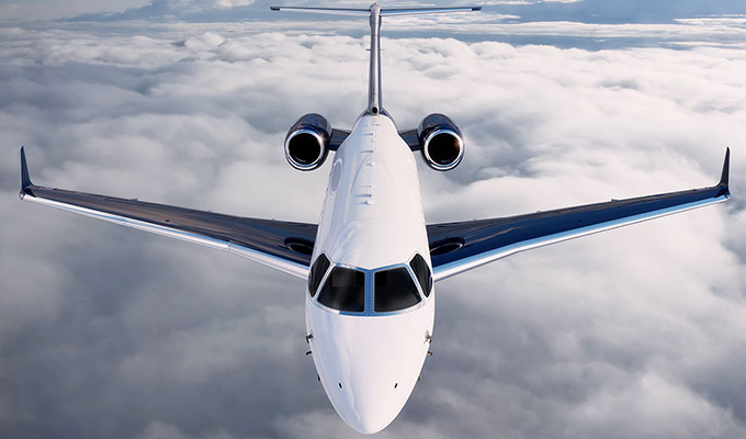 Embraer Legacy 450 cabin for Houston charter