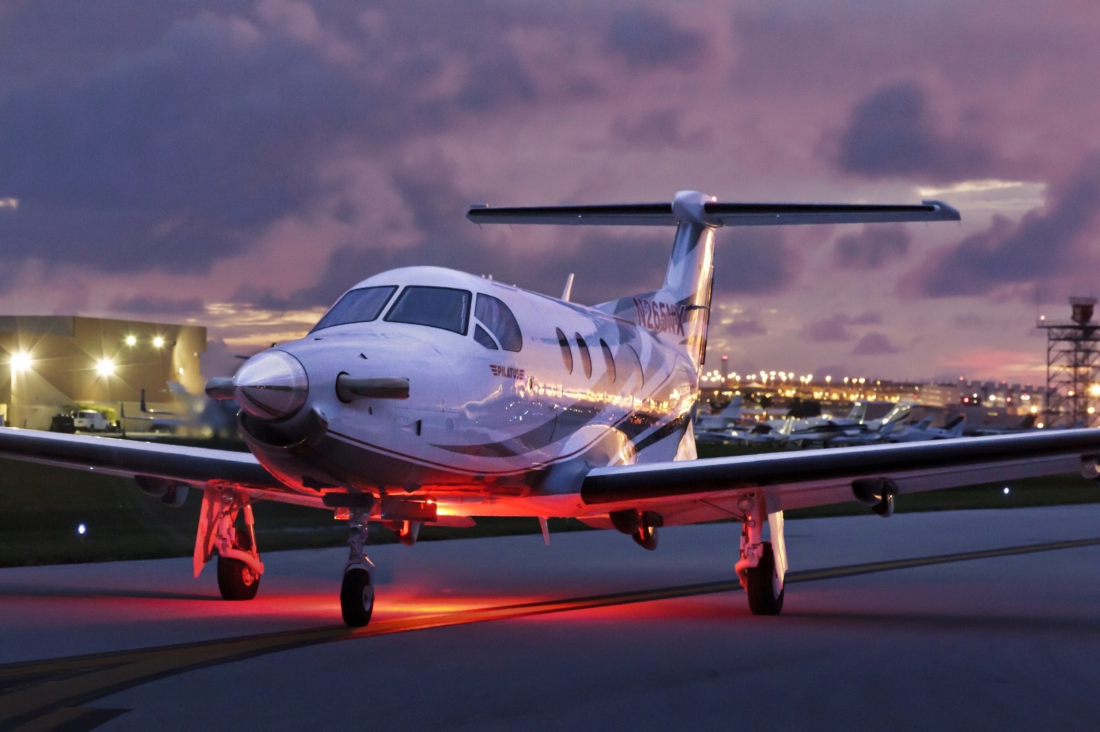 Pilatus PC-12 turboprop private aircraft for Houston charter