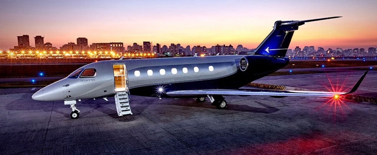 Embraer Legacy 500 view for Houston charter
